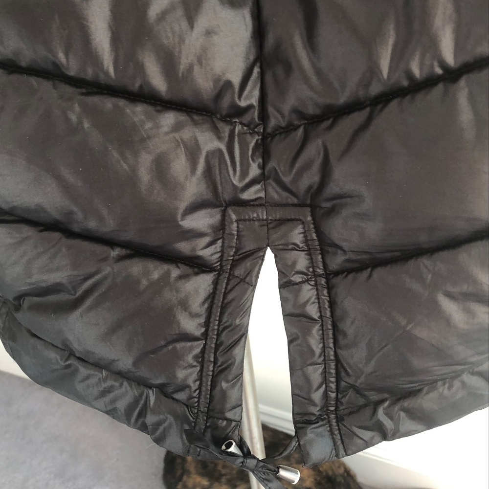 French Connection Black Puffer Coat w/ faux fur Collar - Picture 7 of 10